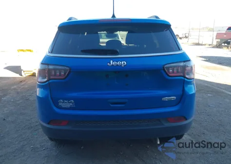 2024 Jeep Compass Latitude Lux Fwd from USA, damaged, VIN 3C4NJDFN3RT153257